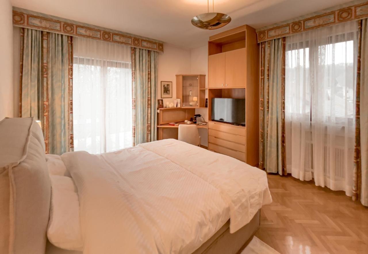 Landhaus Zu Kuerenberg Bergham Екстер'єр фото